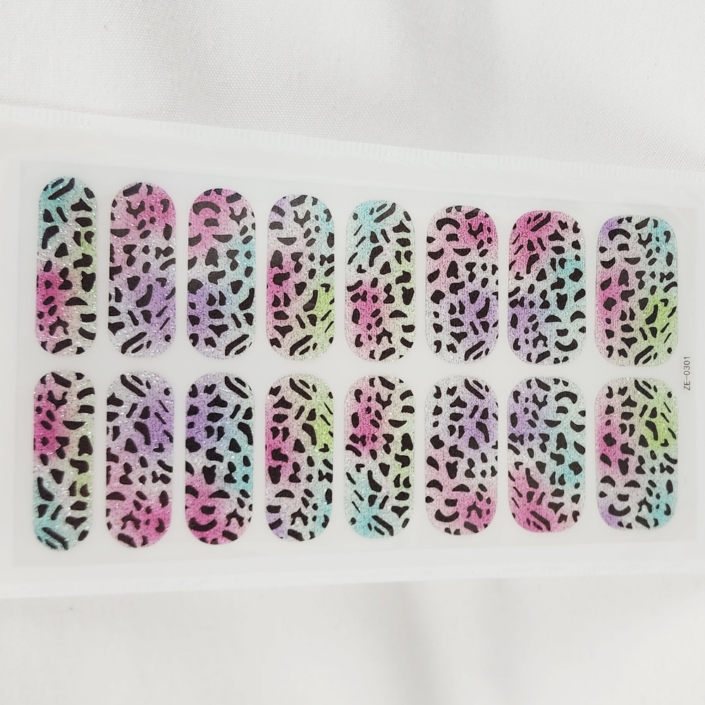 3 FOR $13 🔥 Trendy Self Adhesive Nails Wrap